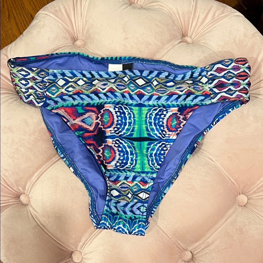 La Blanca Multicolor Patterned Bikini, Bottom 10, top 38D, NWOT - Picture 2 of 9